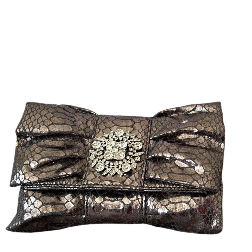 IMAN Global Chic Silver Metallic Snakeskin Bow Clutch Evening Bag Crystal Brooch
